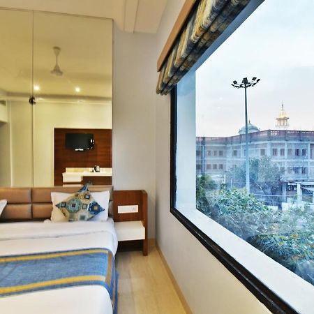 Hotel Vacation Inn Amritsar Buitenkant foto