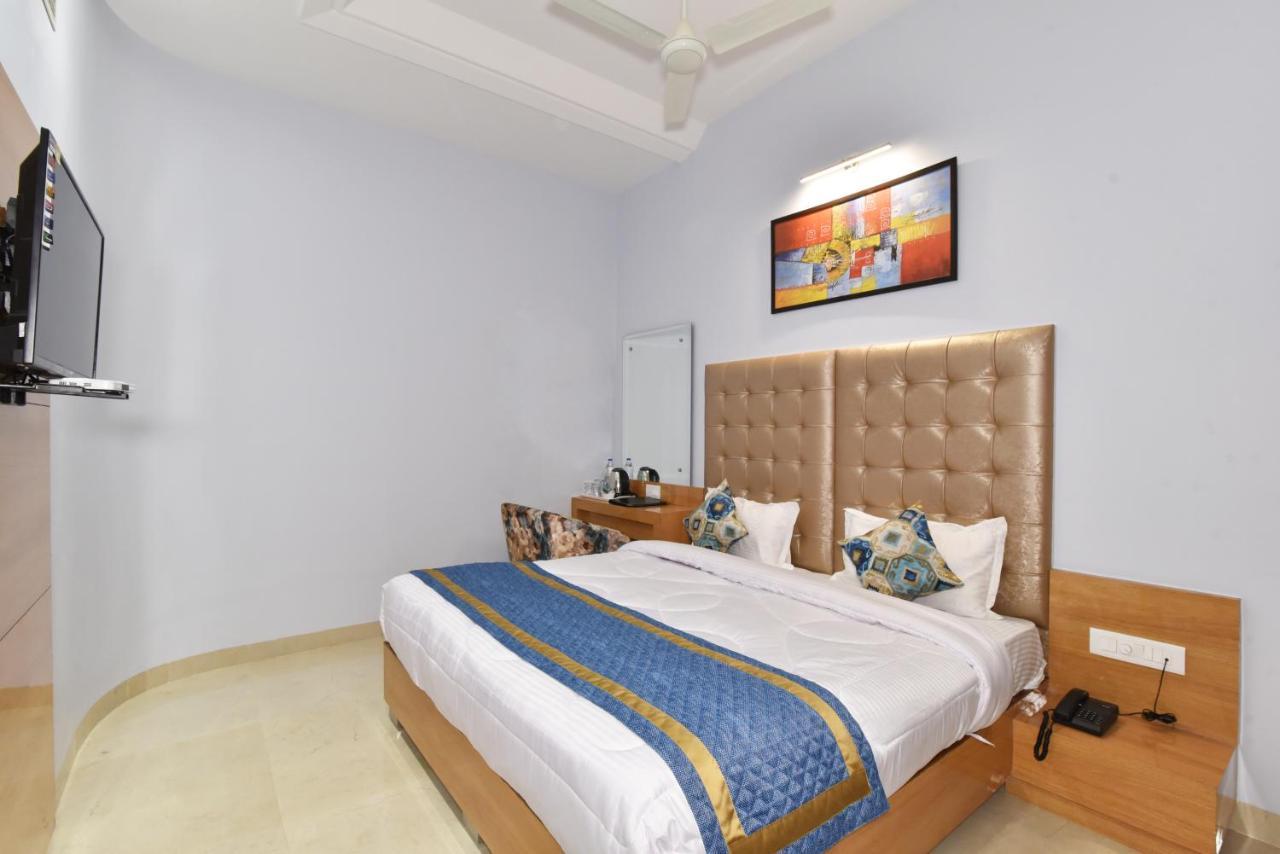 Hotel Vacation Inn Amritsar Buitenkant foto