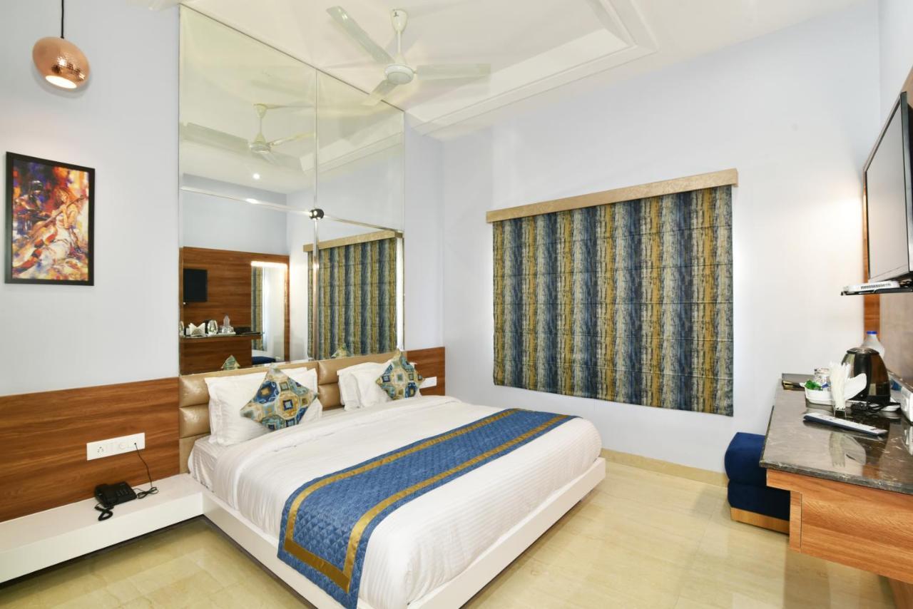 Hotel Vacation Inn Amritsar Buitenkant foto