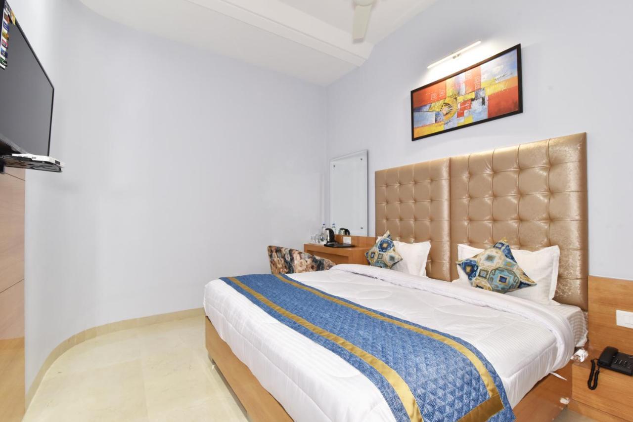 Hotel Vacation Inn Amritsar Buitenkant foto