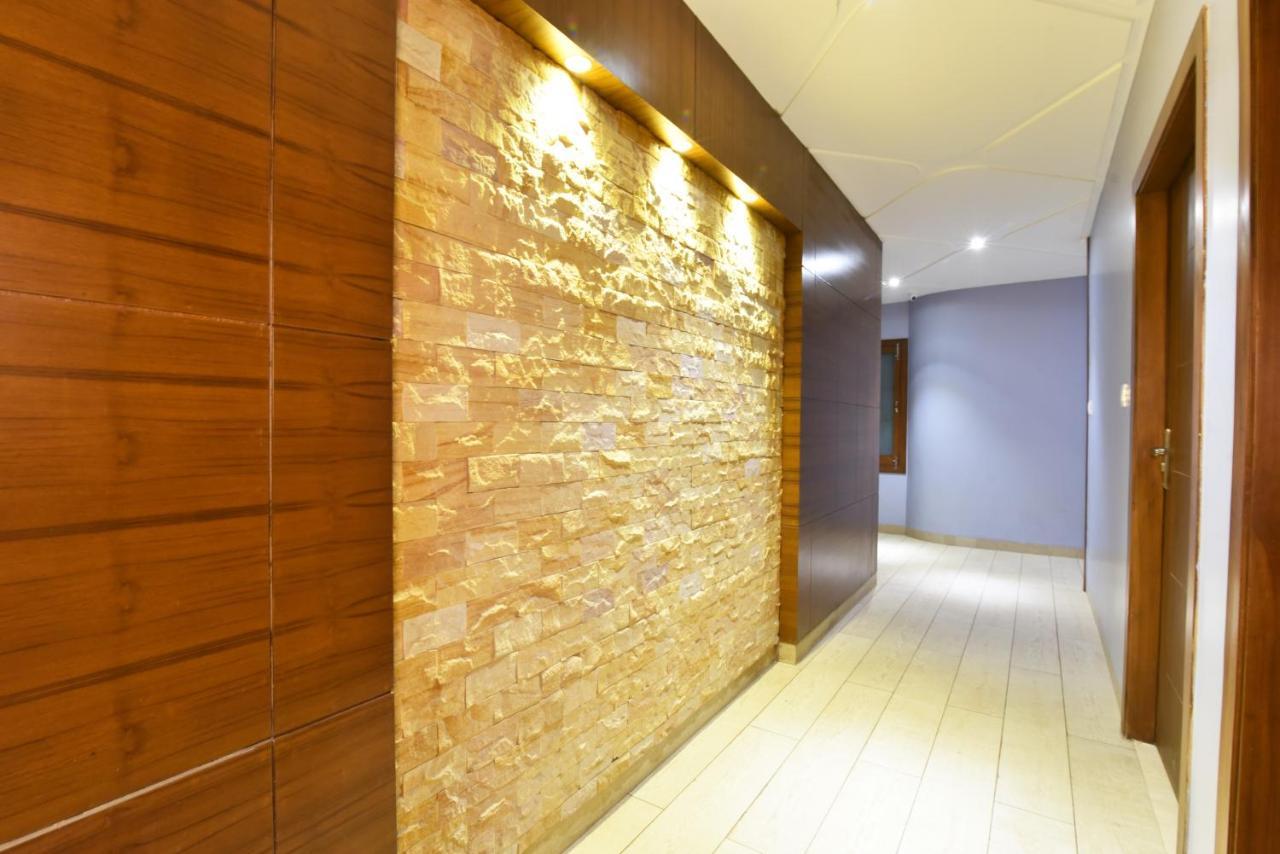 Hotel Vacation Inn Amritsar Buitenkant foto