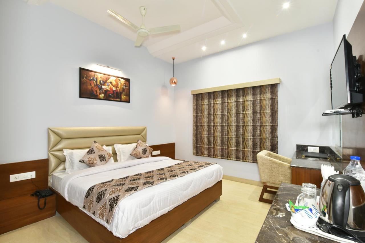 Hotel Vacation Inn Amritsar Buitenkant foto