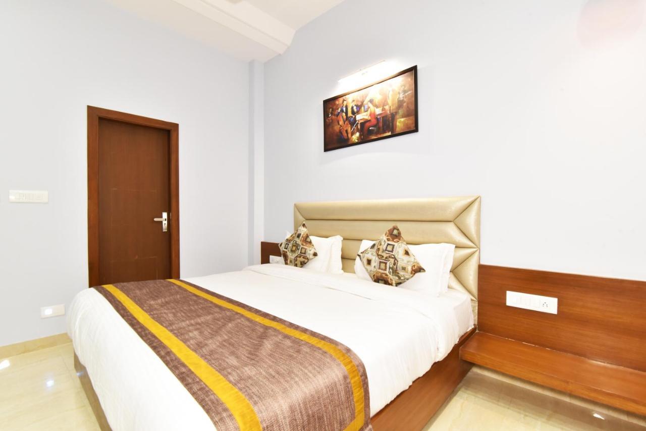 Hotel Vacation Inn Amritsar Buitenkant foto