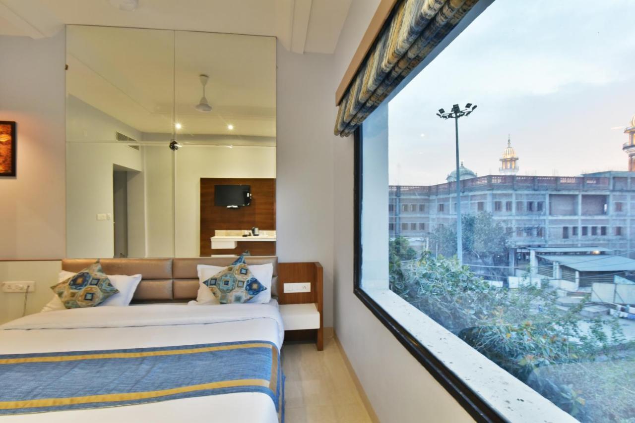 Hotel Vacation Inn Amritsar Buitenkant foto