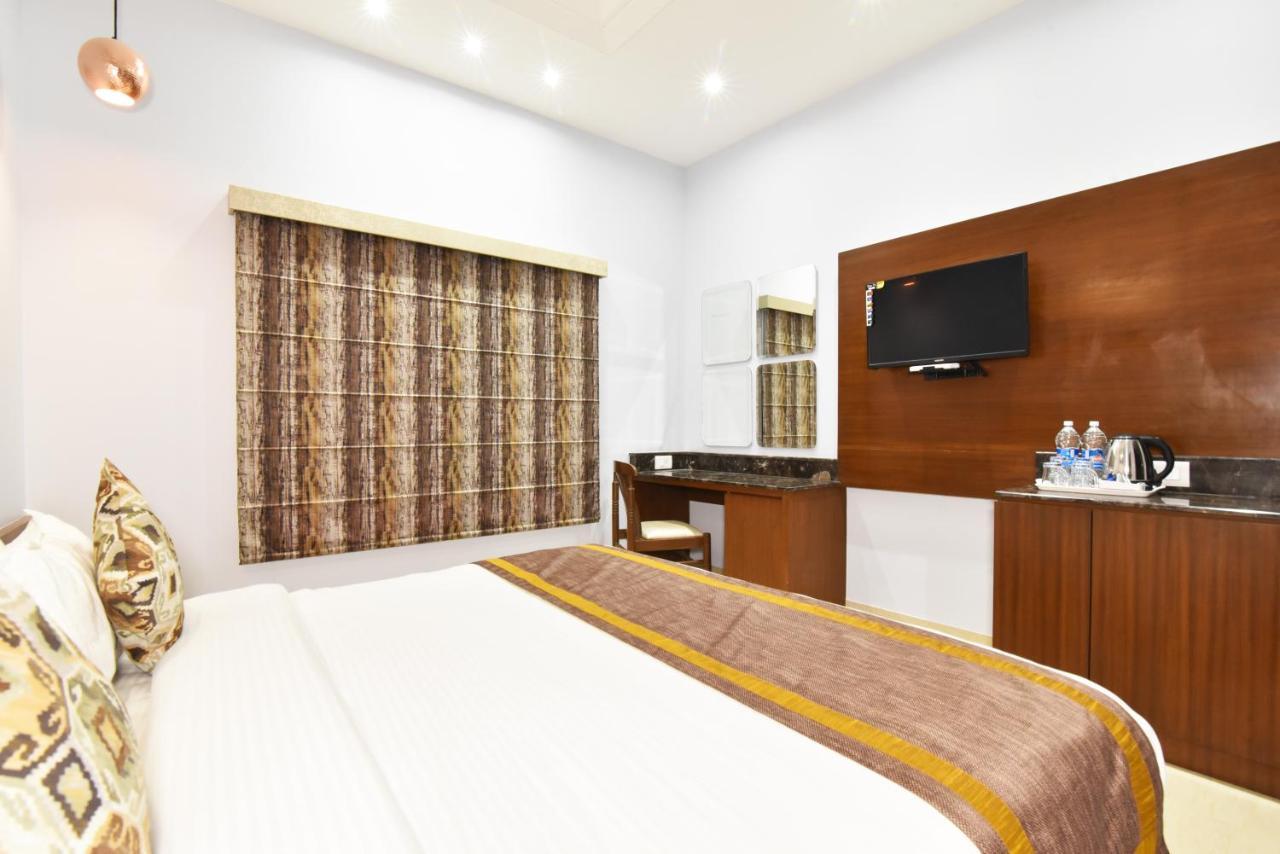 Hotel Vacation Inn Amritsar Buitenkant foto
